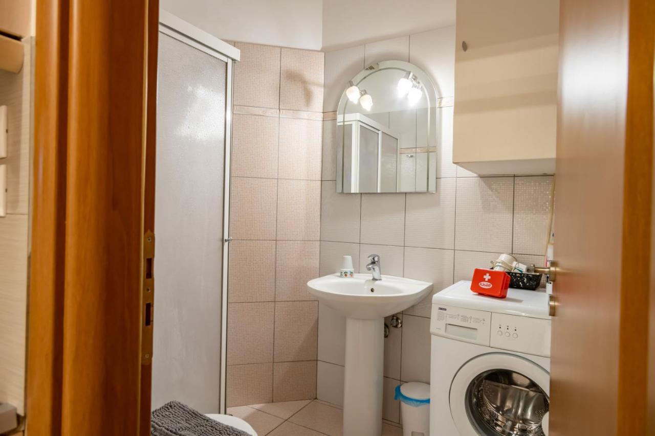アテネFlat In Excellent Location With Private Parkingアパートメント エクステリア 写真